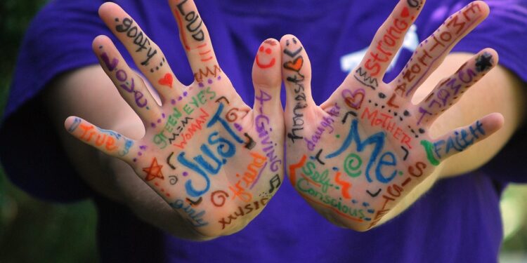 Heroic Deeds: Inspiring Stories of Courageous Acts from Around the World