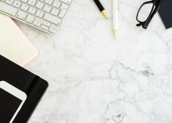 Transform Your Workday: Simple Productivity Hacks to Increase Efficiency