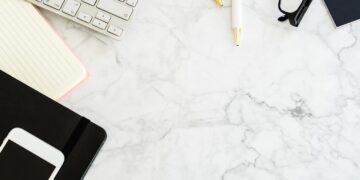 Transform Your Workday: Simple Productivity Hacks to Increase Efficiency