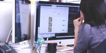 Mastering Workplaces: How Effective Communication Skills Can Elevate Your Career